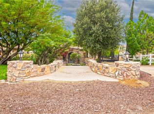 16774 Eagle Peak Rd, Riverside, CA 92504