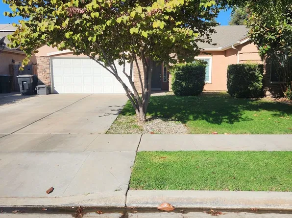 141 N Shenandoah Ct, Visalia, CA 93291