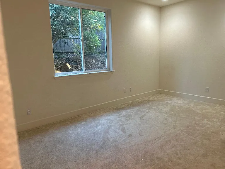 Recreation room/office
