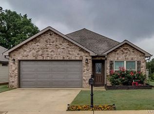 403 Barn Wood Rd, Tuscaloosa, AL 35405