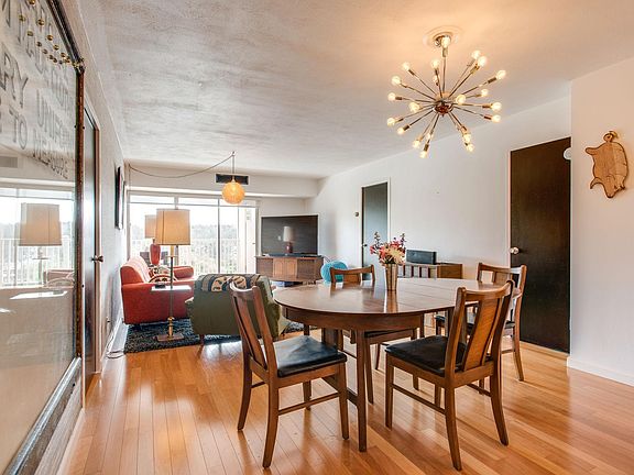 4th image of 3415 W End Ave #709