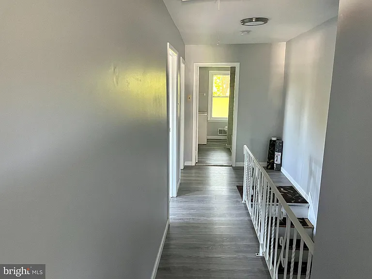 62 Washington Ave — Photo 8