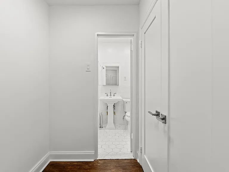 65-65 Wetherole St #6P — Photo 2