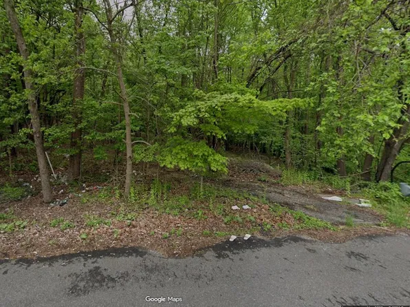 1231 Owens Rd, Oxon Hill, MD 20745