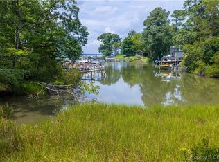 134 Dove Hvn, Deltaville, VA 23043