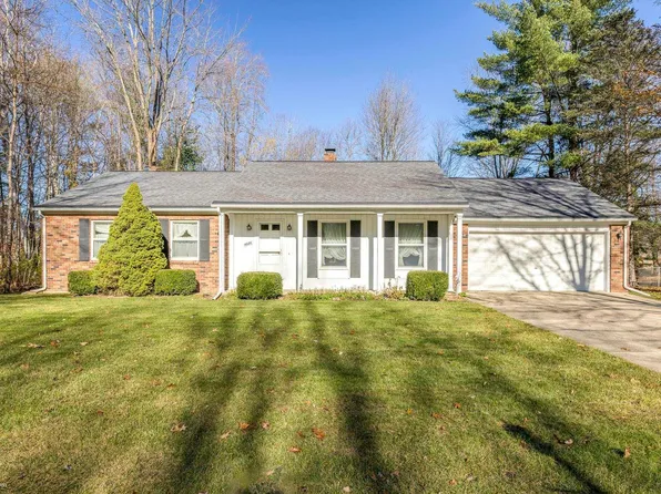 4020 Devonshire Rd, Fort Gratiot, MI 48059