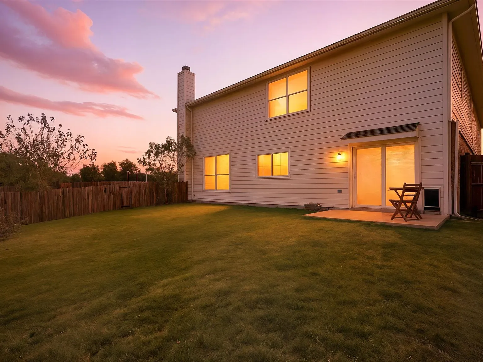 5 bed, 3470 sqft, $3,350 — Photo 4