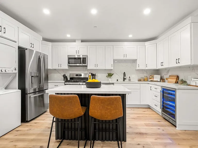 2212A Martin Luther King Jr Way — Photo 17