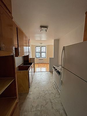 3rd image of 8835 21st Ave #3F