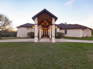 208 Hacienda Pl, Dripping Springs, TX 78620