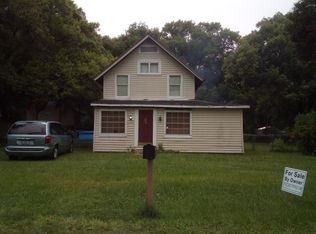 5551 18th St, Zephyrhills, FL 33542