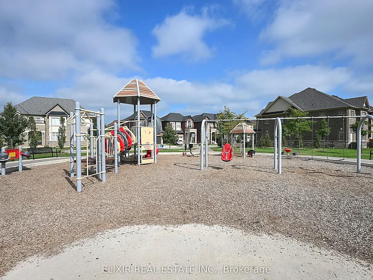 46 Mevira Gdns #LOWER LEVEL — Photo 31
