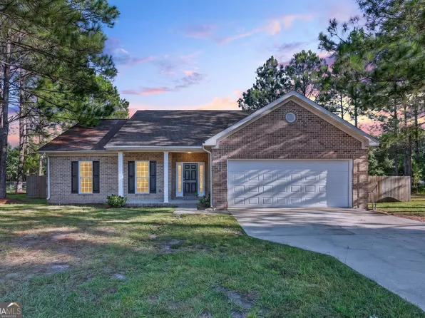 280 Kalynne Way NE, Ludowici, GA 31316