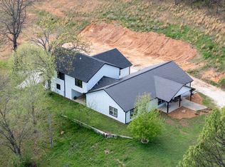 69999 E 152nd Rd, Wyandotte, OK 74370