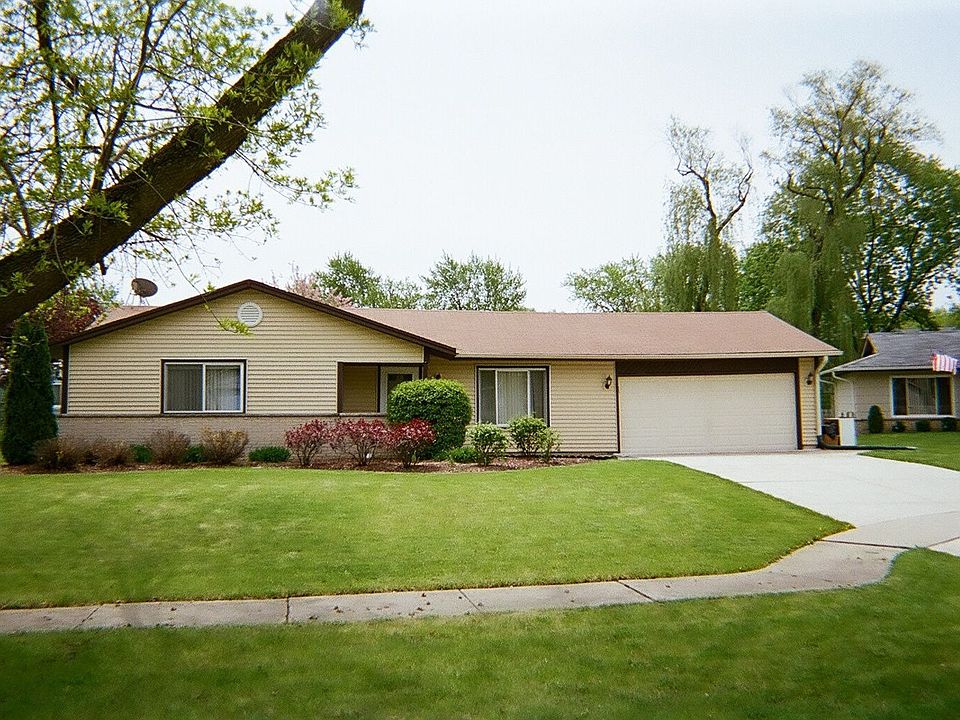 1st image of 905 Thoney Lea
