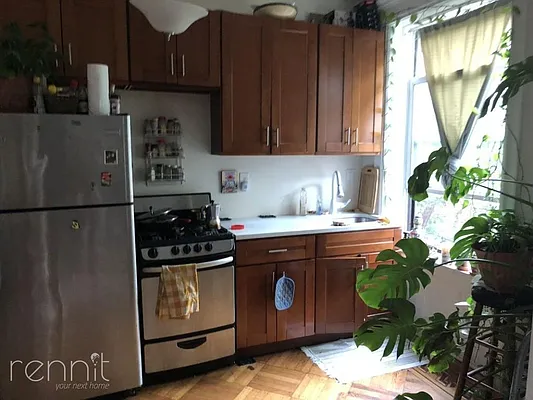 Rented by Rennit Inc. | media 22