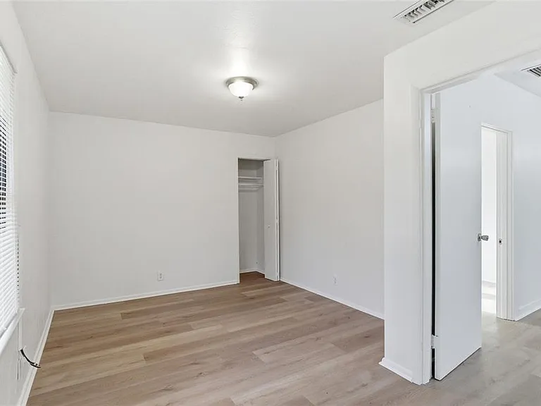 2206 Page Ave — Photo 22