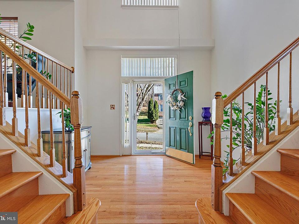 1st image of 1604 Saratoga Ct