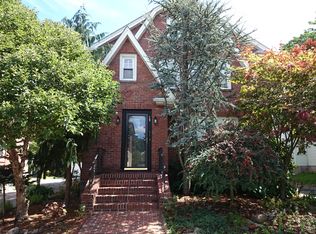 29 Murdock St, Brighton, MA 02135