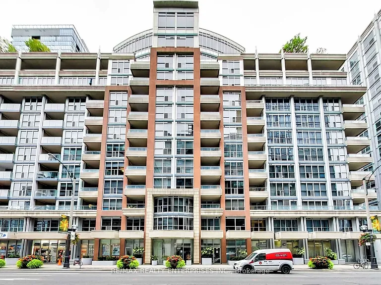 270 Wellington St W #409 — Photo 23