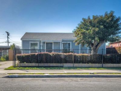 870 42nd St, San Diego, CA, 92102