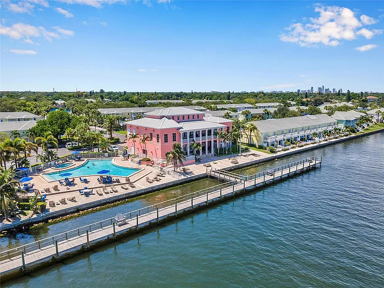 4875 Coquina Key Dr SE #B — Photo 1