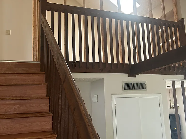 407 Glade Ct — Photo 8