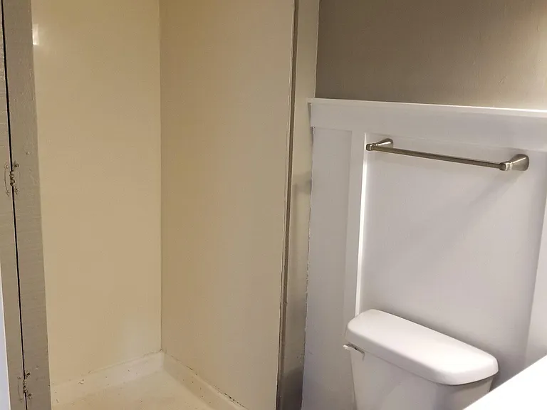 Bathroom - Shower