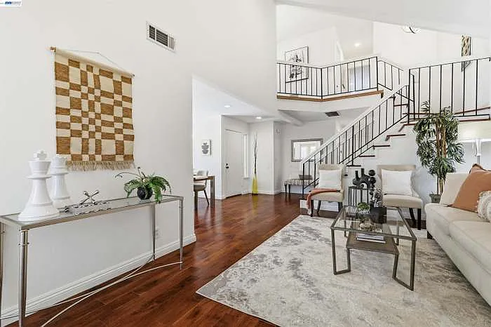 34561 Winslow Ter — Photo 4