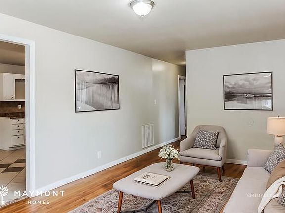 3rd image of 1803 Canterbury Cir NW