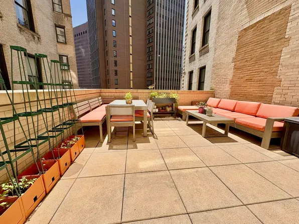 25 Broad Street image 15 of 27