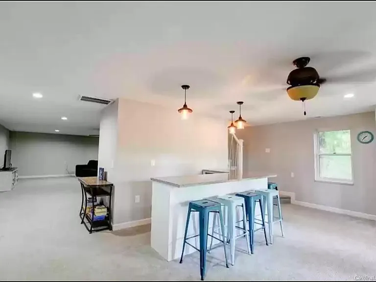 6702 Emerald Isle Dr — Photo 24