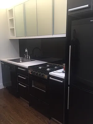 Rented by Nooklyn NYC LLC | media 53