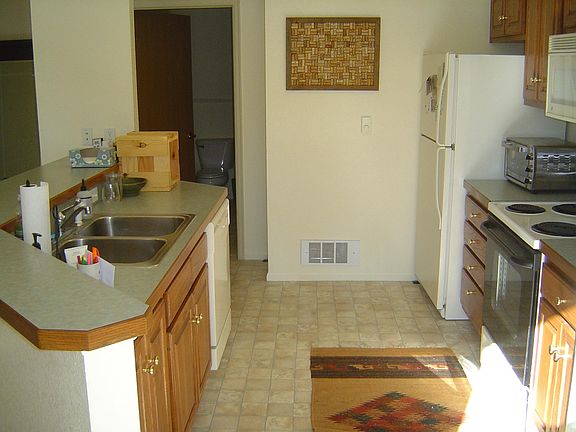 3rd image of 1454 N 21st St #D