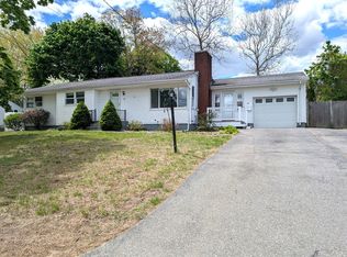 98 Pleasant View St, Methuen, MA 01844