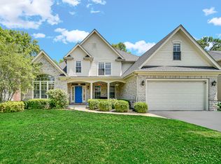 0S725 Garfield St, Winfield, IL 60190