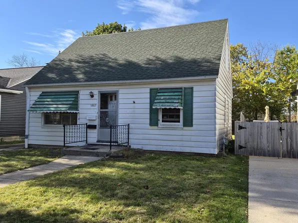 3057 N 74th STREET, Milwaukee, WI 53210