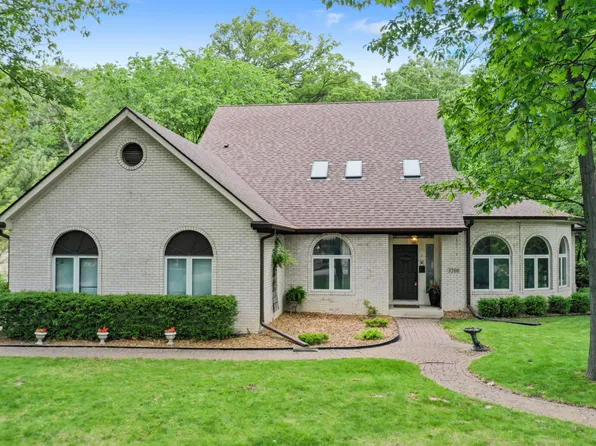 3208 E Buried Oak Dr, Crete, IL 60417