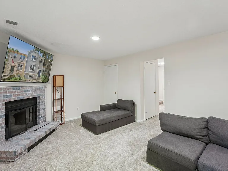 71 Fendall Ave — Photo 17