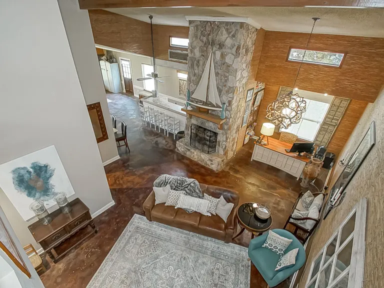 7634 Oakmount Dr — Photo 15