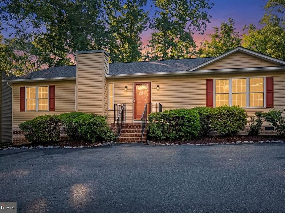 1st image of 209 Edgehill Dr