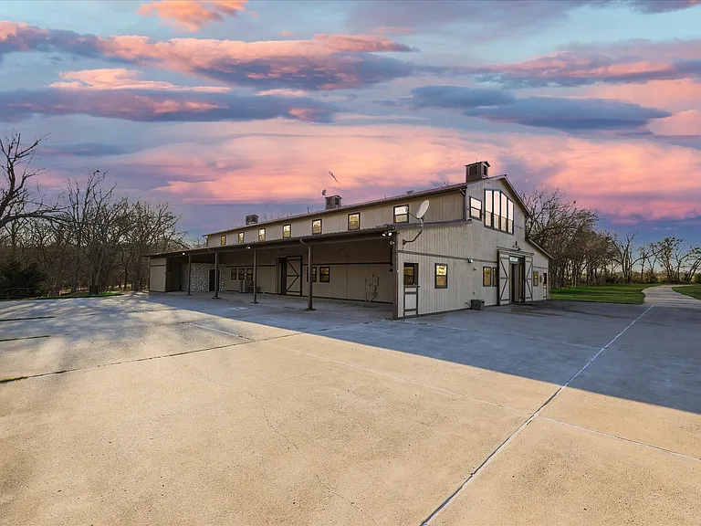 9680 County Road 128 — Photo 46