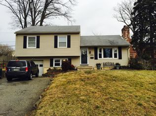 15 Taylor Rd, Conshohocken, PA 19428