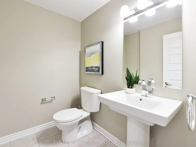 520 Silvertip Ln — Photo 8