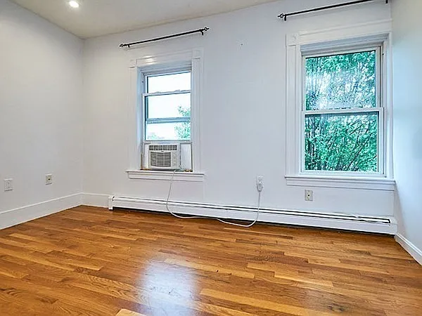 289 Elm St #2 — Photo 6