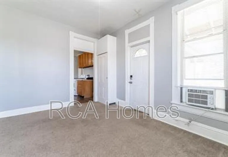 450 Shelby St #1 — Photo 5