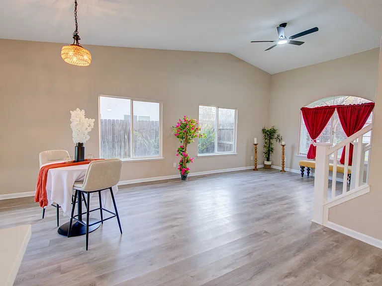 3546 Paseo Verde Ave — Photo 3