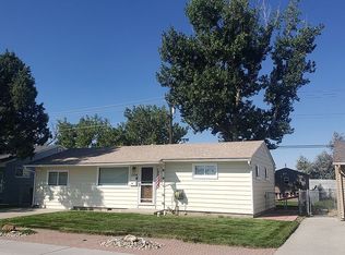 1354 Brigham Young Ave, Casper, WY 82604