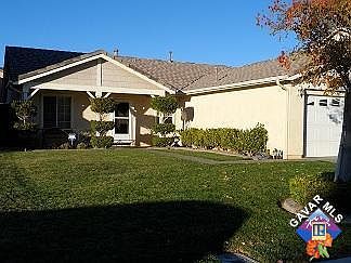 1st image of 1531 W Holguin St