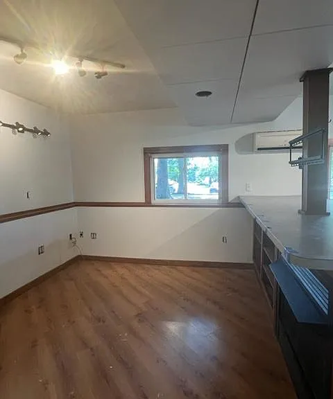 4601 Tremont Ave #1 — Photo 3